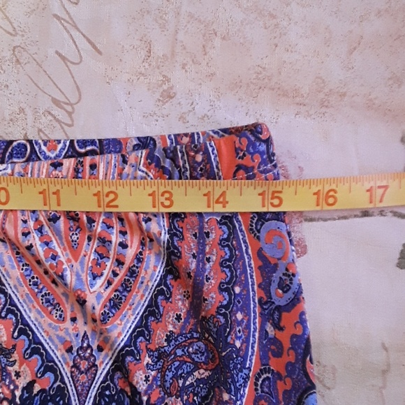 Beautiful Karen Kane Skirt - Picture 5 of 6